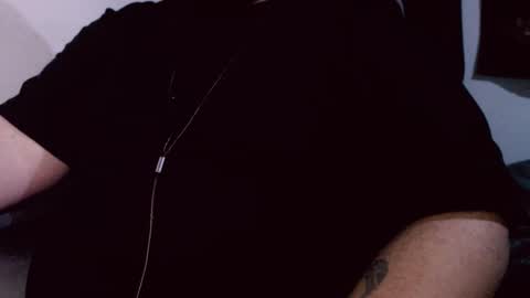 Snapshot of lvcifer_ chatting on 02.24.25 ayoo online show from 02.24.25