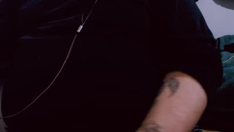 Snapshot of lvcifer_ chatting on 02.25.25 ayoo online show from 02.25.25