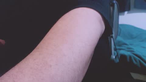 Snapshot of lvcifer_ chatting on 10.15.25 ayoo online show from 10.15.25