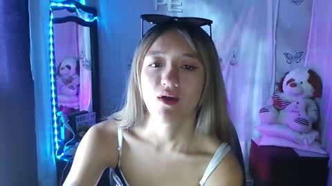 Call me Lia  online show from 09.12.25