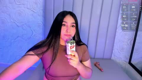 LYA DUBOIS  online show from 04.18.26