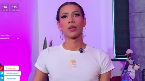 Snapshot of lyadumont chatting on 01.05.26 LYA online show from 01.05.26