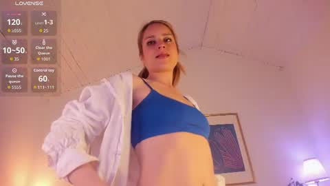 Snapshot of lyana_xz chatting on 06.09.26 LYA online show from 06.09.26
