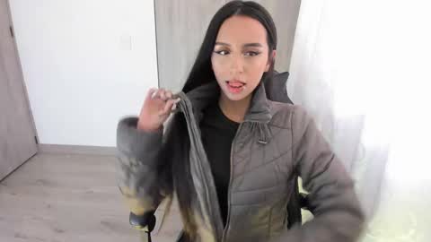 Lyanna online show from 10.21.25