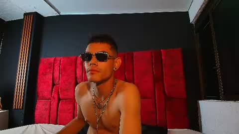Snapshot of lycan_fox chatting on 06.19.26 TELL ME LYCAN online show from 06.19.26