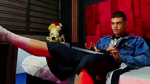 Snapshot of lycan_fox chatting on 06.24.26 TELL ME LYCAN online show from 06.24.26