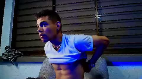 Snapshot of lycan_fox chatting on 07.02.26 TELL ME LYCAN online show from 07.02.26