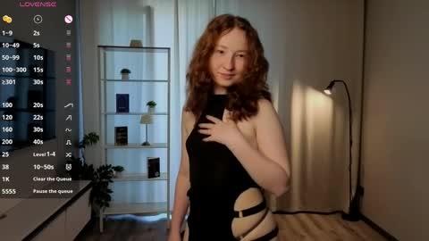 Snapshot of lydaerne chatting on 04.26.26 Call me Liddy Im so new here show me how to get fun here please online show from 04.26.26