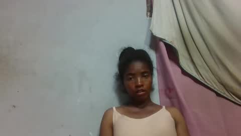 Snapshot of lydie856696 chatting on 04.19.26 lydie856696 online show from 04.19.26
