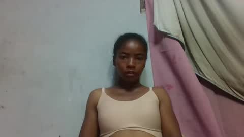 Snapshot of lydie856696 chatting on 04.21.26 lydie856696 online show from 04.21.26