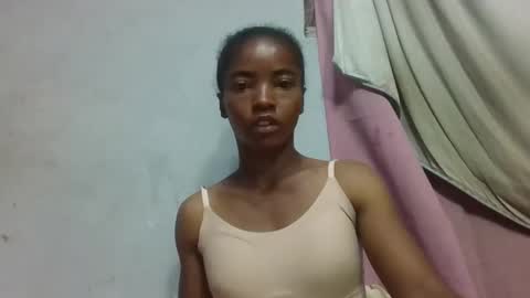 Snapshot of lydie856696 chatting on 04.21.26 lydie856696 online show from 04.21.26