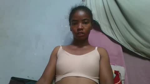 Snapshot of lydie856696 chatting on 04.28.26 lydie856696 online show from 04.28.26