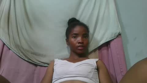 Snapshot of lydie856696 chatting on 05.05.26 lydie856696 online show from 05.05.26