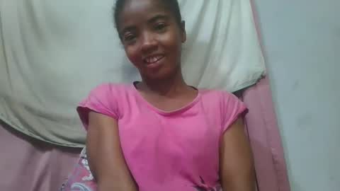 Snapshot of lydie856696 chatting on 05.06.26 lydie856696 online show from 05.06.26