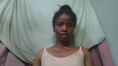 Snapshot of lydie856696 chatting on 05.10.26 lydie856696 online show from 05.10.26