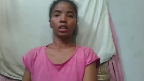 Snapshot of lydie856696 chatting on 05.16.26 lydie856696 online show from 05.16.26