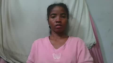 Snapshot of lydie856696 chatting on 05.21.26 lydie856696 online show from 05.21.26