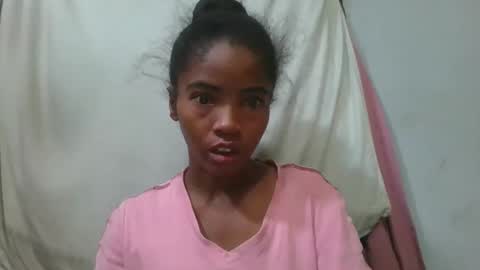 Snapshot of lydie856696 chatting on 05.28.26 lydie856696 online show from 05.28.26