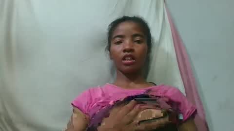Snapshot of lydie856696 chatting on 05.28.26 lydie856696 online show from 05.28.26