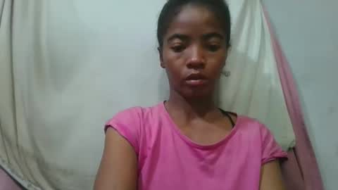 Snapshot of lydie856696 chatting on 05.29.26 lydie856696 online show from 05.29.26