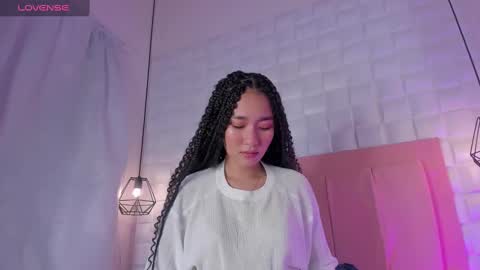 Lyhana Lee online show from 01.31.25