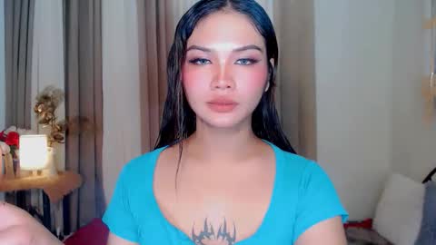 Snapshot of lylia_lust chatting on 10.08.25 lylia_lust online show from 10.08.25