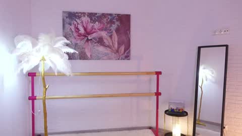 Lyly   online show from 02.08.25