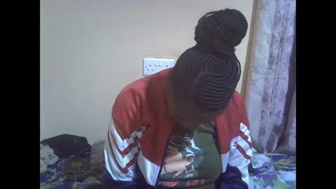 lyn_anna online show from 12.16.25