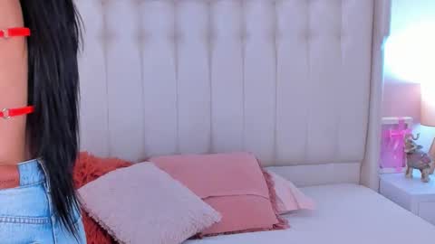 Lyn online show from 10.31.25