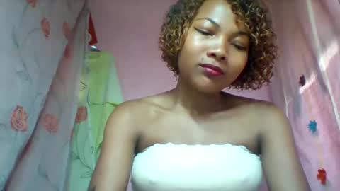 lyndah19 online show from 02.06.26