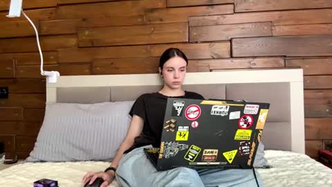 Snapshot of lynettawiseman chatting on 06.30.26 Eva online show from 06.30.26