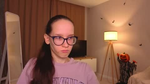 Sara online show from 11.24.25