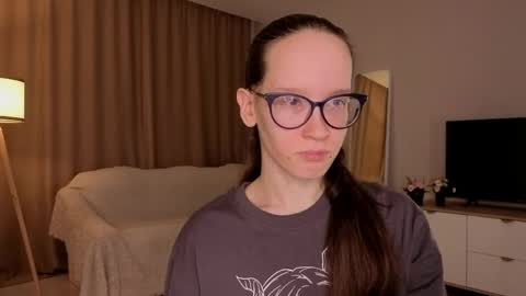 Sara online show from 04.11.26