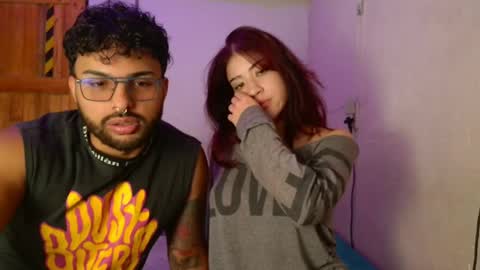 Snapshot of lynn_n_samuel chatting on 04.10.26 lynn_n_samuel online show from 04.10.26