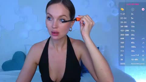 Snapshot of lynna_sparks chatting on 06.14.26 Lana online show from 06.14.26