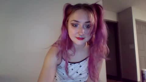 Lynn  online show from 01.08.26