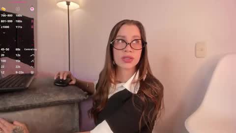 lynnsam_ online show from 03.14.26