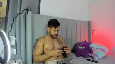 Snapshot of lyon_dark chatting on 12.14.25 Lyon Dark online show from 12.14.25