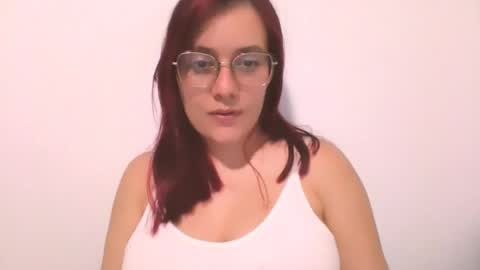 Snapshot of lyracarter chatting on 04.21.26 Lyra Carter online show from 04.21.26