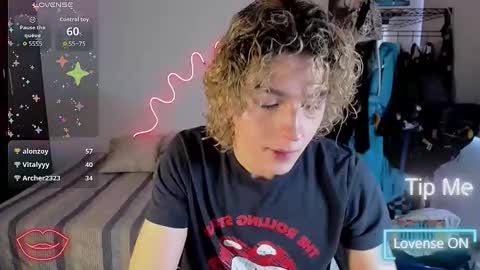 Lyric online show from 11.07.25