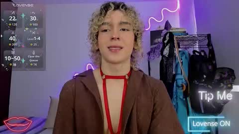 Lyric online show from 11.19.25