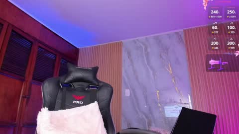 Snapshot of lys_with chatting on 01.10.25 VIVIANA online show from 01.10.25