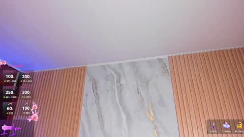 Snapshot of lys_with chatting on 03.01.25 VIVIANA online show from 03.01.25