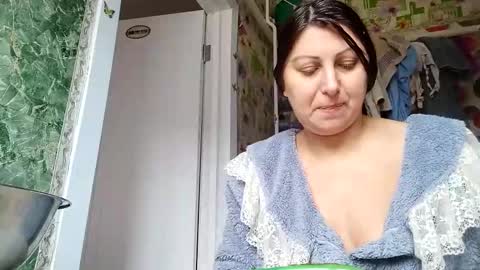 LyxBabyLove online show from 12.26.24