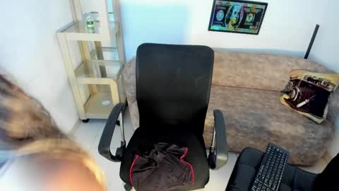 Mila online show from 03.07.25