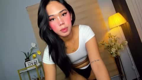 Janelovesu online show from 02.10.25