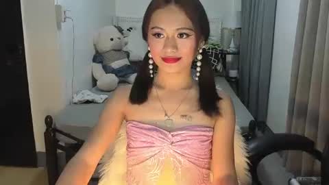 Snapshot of m1sspinay_yassie chatting on 01.12.25 Cutie Yassie online show from 01.12.25