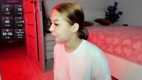 Snapshot of m1sss1nfull chatting on 06.24.26 Melissa online show from 06.24.26