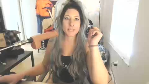 M3ta online show from 10.10.25