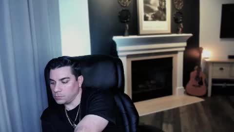 m4ck online show from 11.10.25